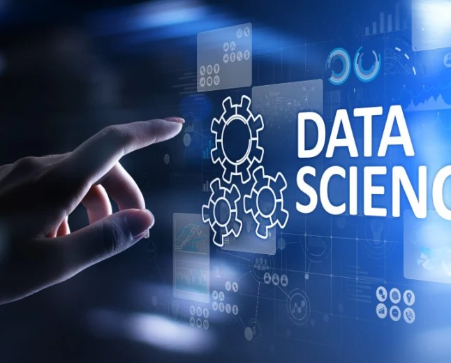 Self-Healing Data Pipelines: Using Stream-Processing (Kafka/Flink) to Detect and Alert Schema Drift.