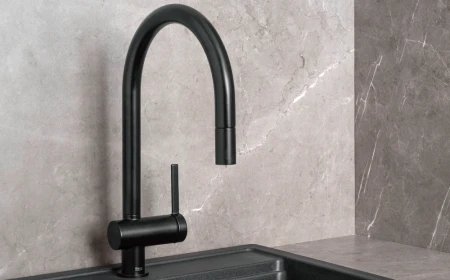 Kitchen Faucet Buying Guide: Styles, Features & Finishes