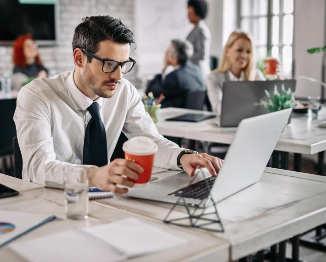 Connecting Traditional Telephony with Modern VoIP Solutions